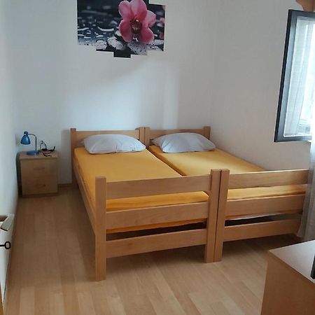 Apartman Janja Appartement Bol Buitenkant foto